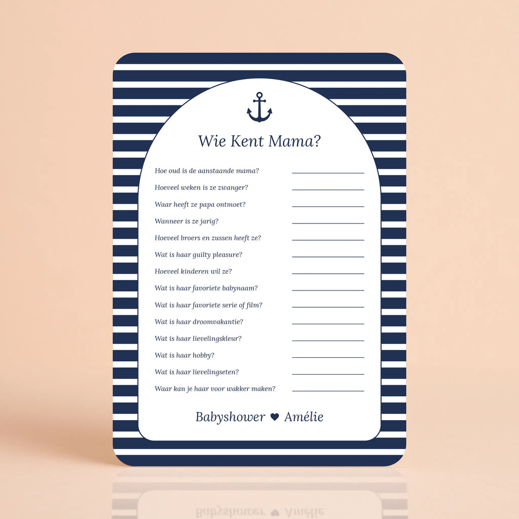 Babyshower spelkaart Wie kent Mama in Navy Blue stijl, gepersonaliseerd met naam – Studio Miron